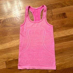 Lululemon pink tank - XS